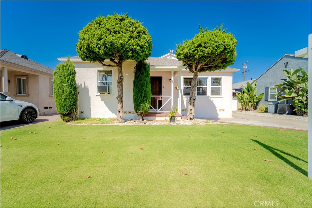 2271 Mira Mar Avenue