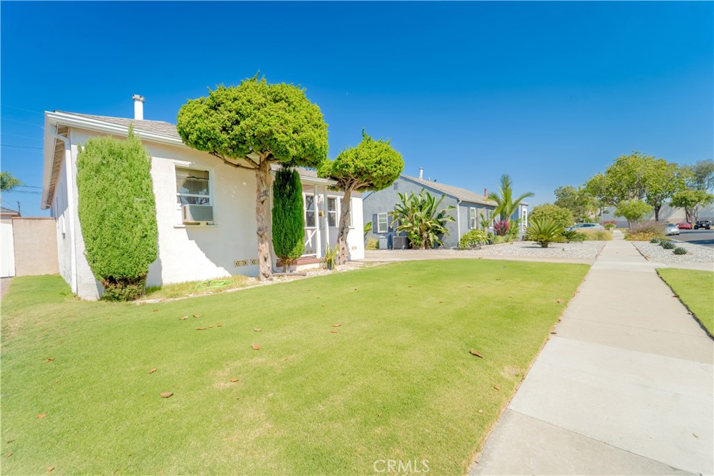 2271 Mira Mar Avenue