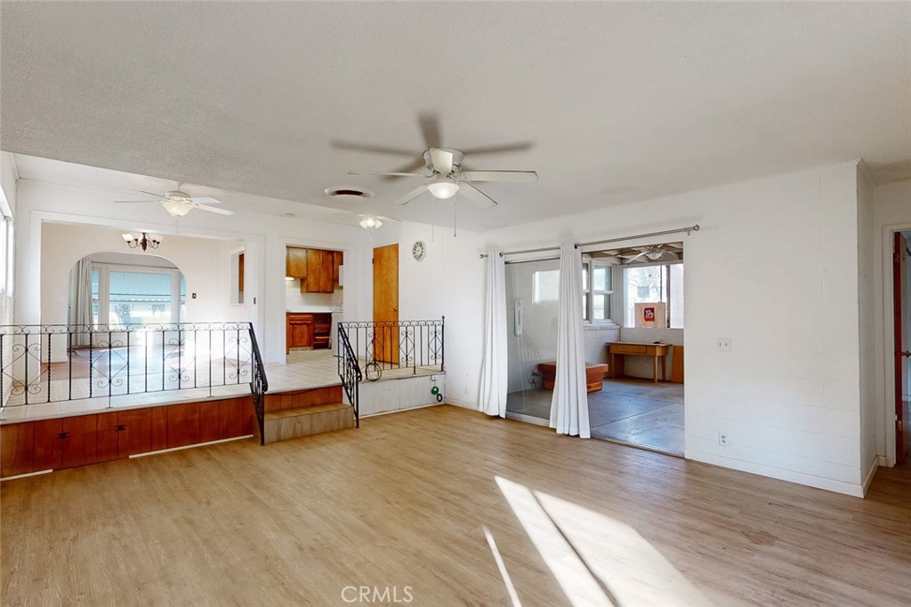 353 N Lawrence Avenue