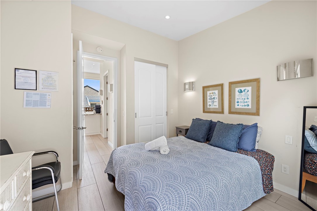 Balboa Peninsula (Residential) (BALP) - Residential Income