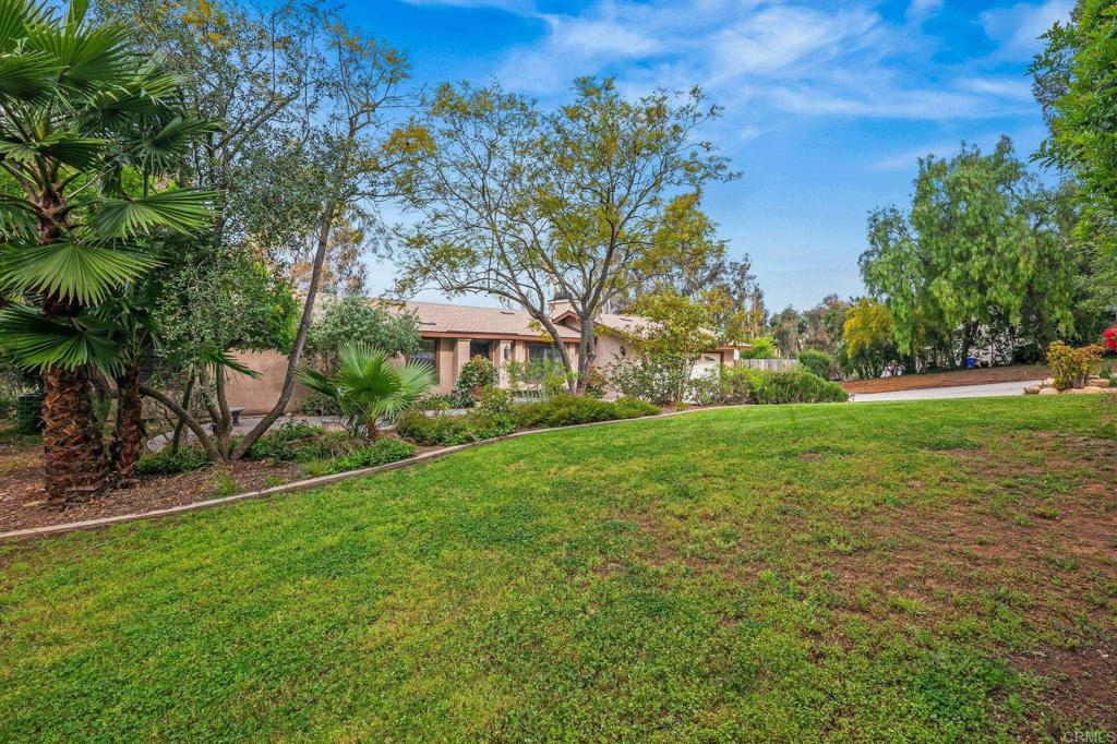 1646 Tierra Libertia Road