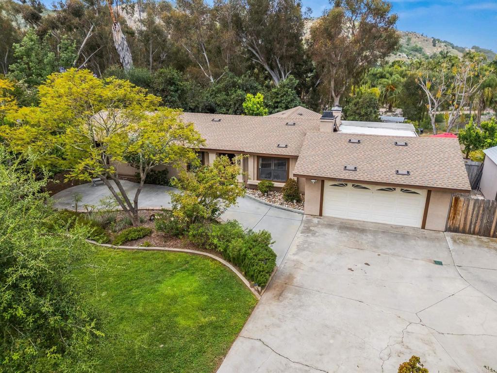 1646 Tierra Libertia Road