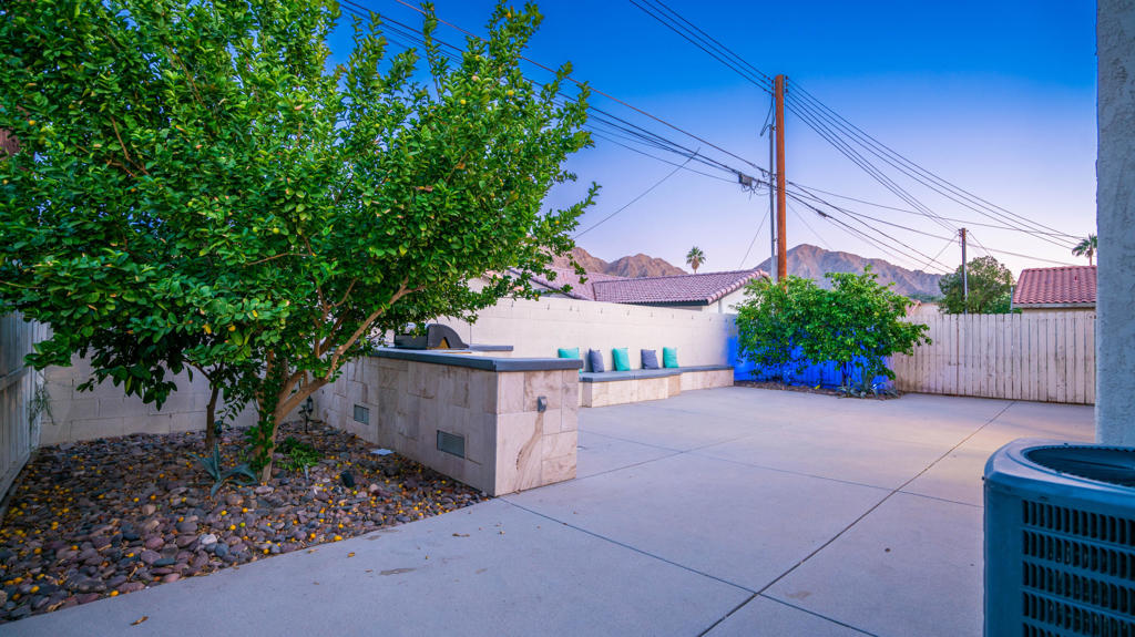 La Quinta Cove - Residential