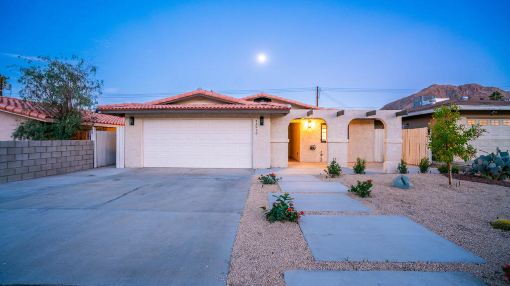 La Quinta Cove - Residential