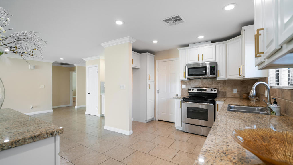 La Quinta Cove - Residential