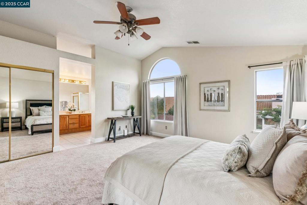 OAKLEY - Residential