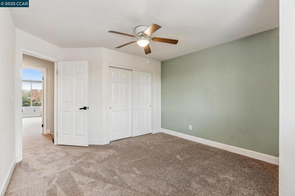 OAKLEY - Residential