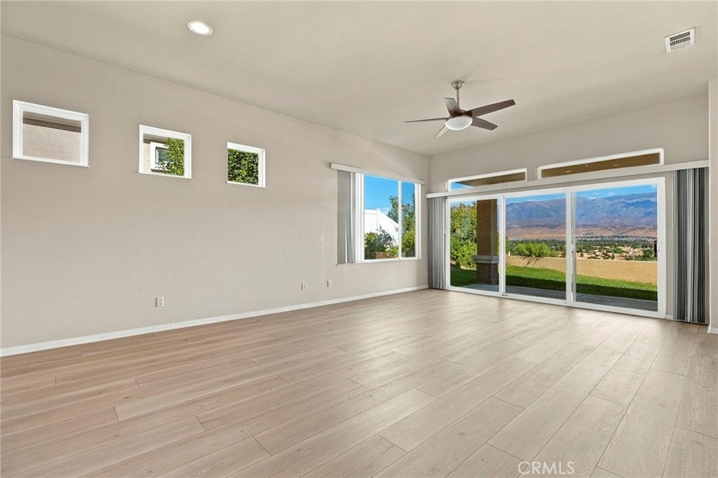 5352 Breckenridge
