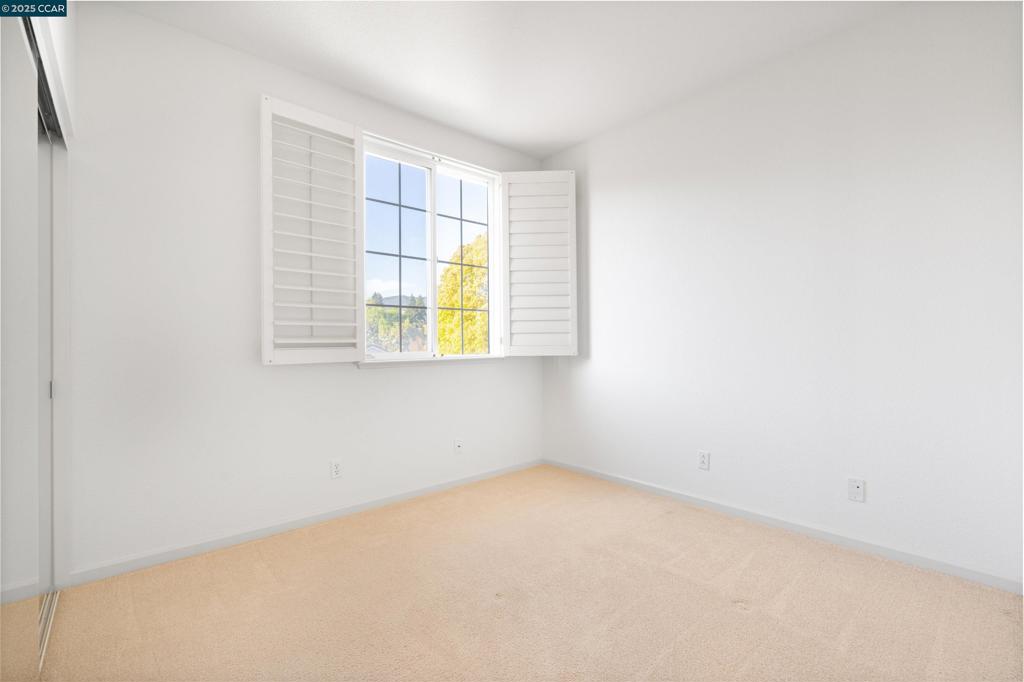 CA MEADOWS - Residential Lease