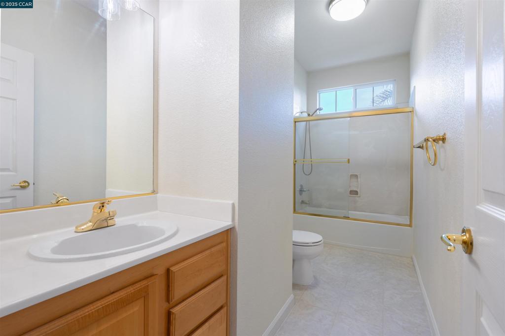 CA MEADOWS - Residential Lease