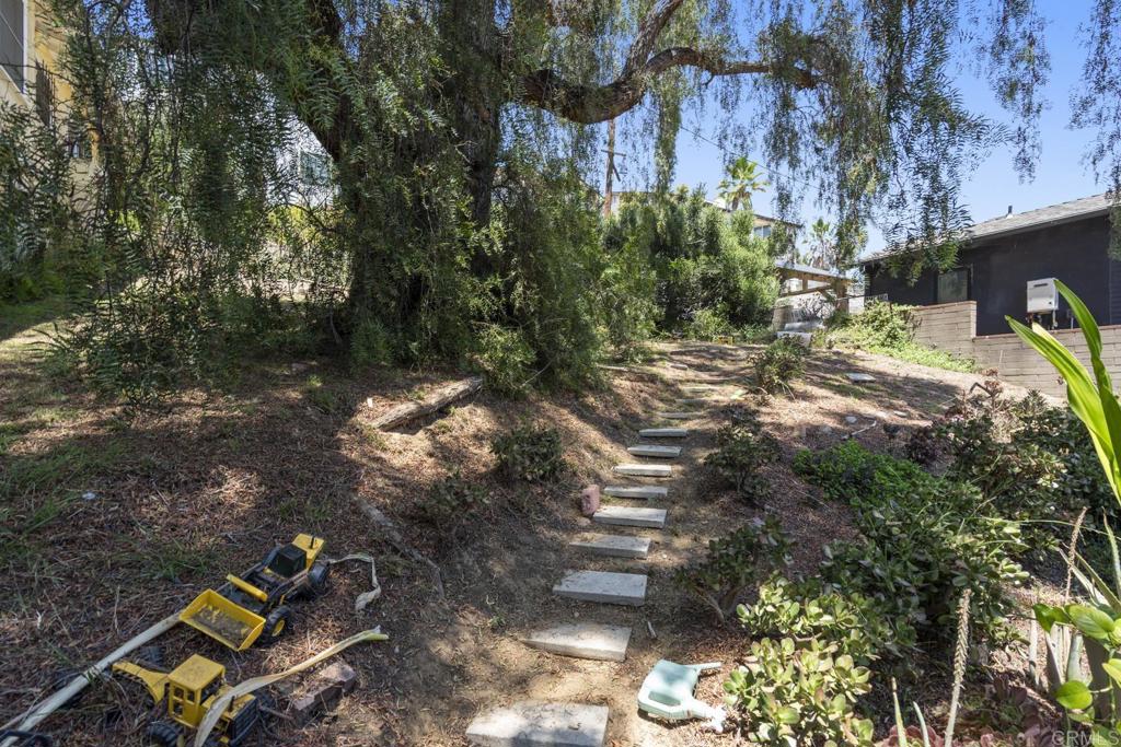 1620 Glenwood Drive 2