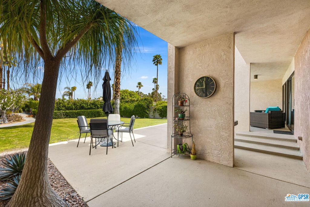 Twin Springs - Residential