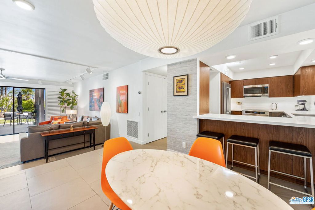 Twin Springs - Residential