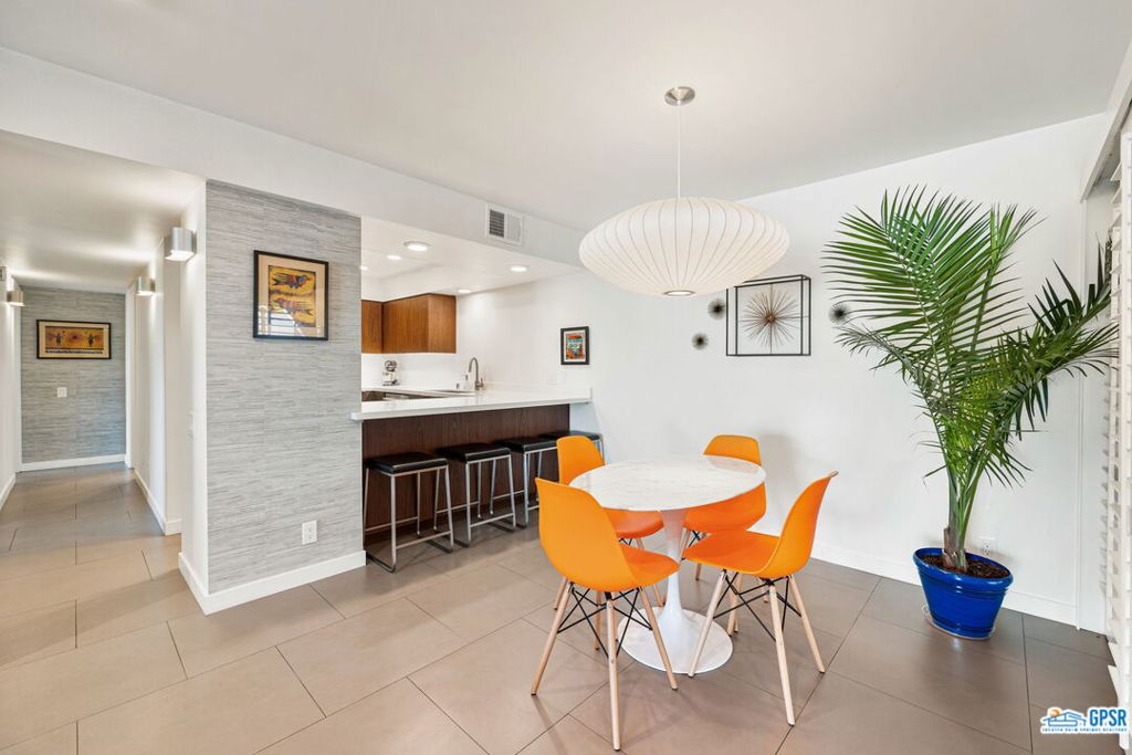 Twin Springs - Residential