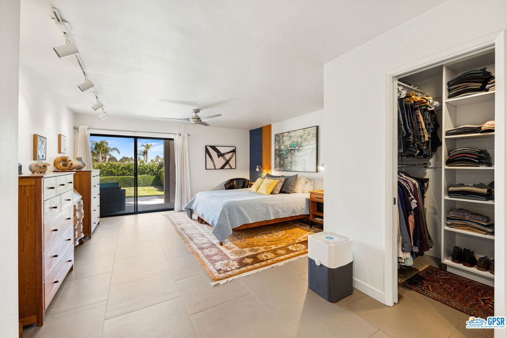 Twin Springs - Residential