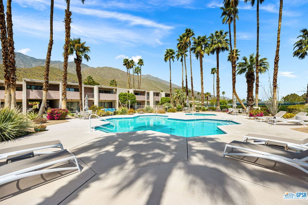 Twin Springs - Residential