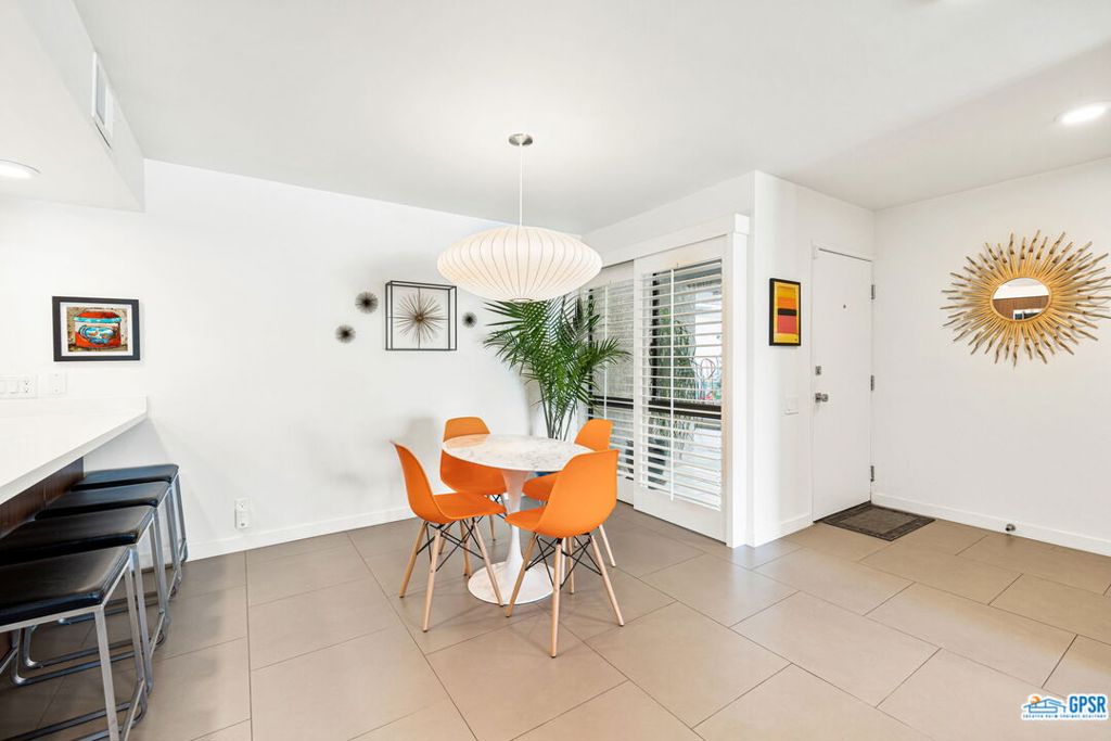 Twin Springs - Residential