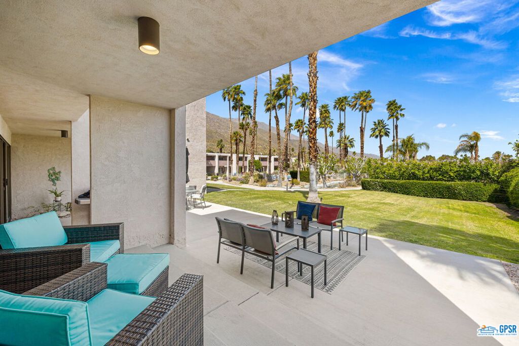 Twin Springs - Residential