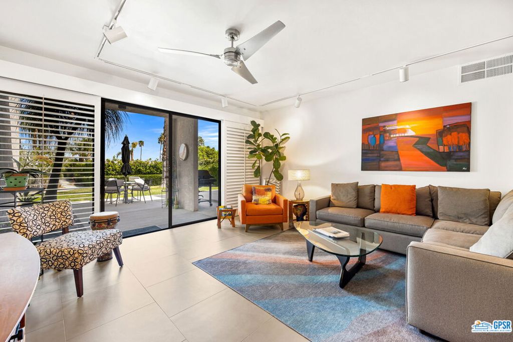 Twin Springs - Residential