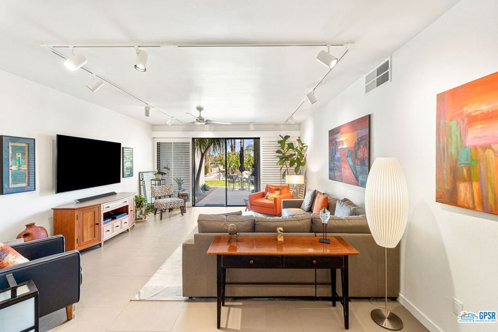 Twin Springs - Residential