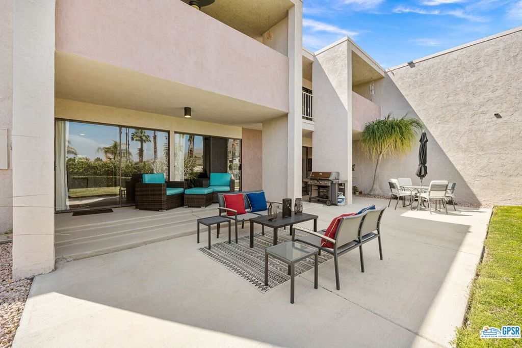 Twin Springs - Residential