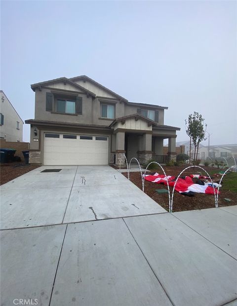 690 Ballesteros Perris CA 92571