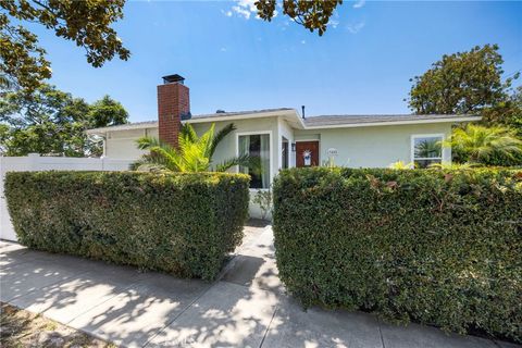 Photo of 17405 Kornblum Avenue, Torrance, CA 90504 (MLS # CV25161745)
