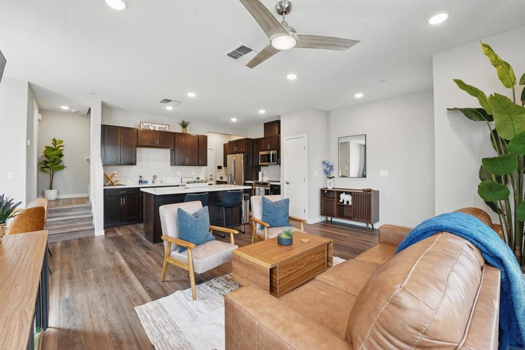 6129 Bridgecross Drive