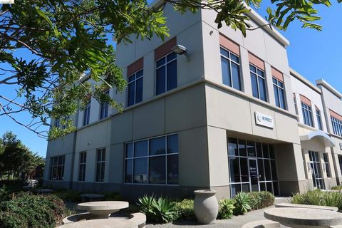 Photo of 2229 Harbor Bay Pkwy PKWY, Alameda, CA 94502 (MLS # 41136282)
