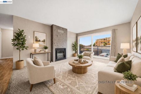 Photo of 960 Shorepoint Court Ct #116, Alameda, CA 94501 (MLS # 41130506)