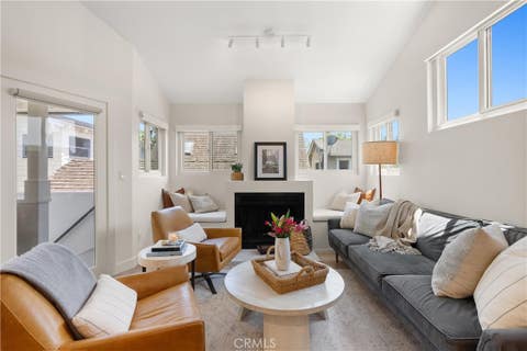 Photo of 617 1/2 Acacia Avenue, Corona Del Mar, CA 92625 (MLS # NP26127436)