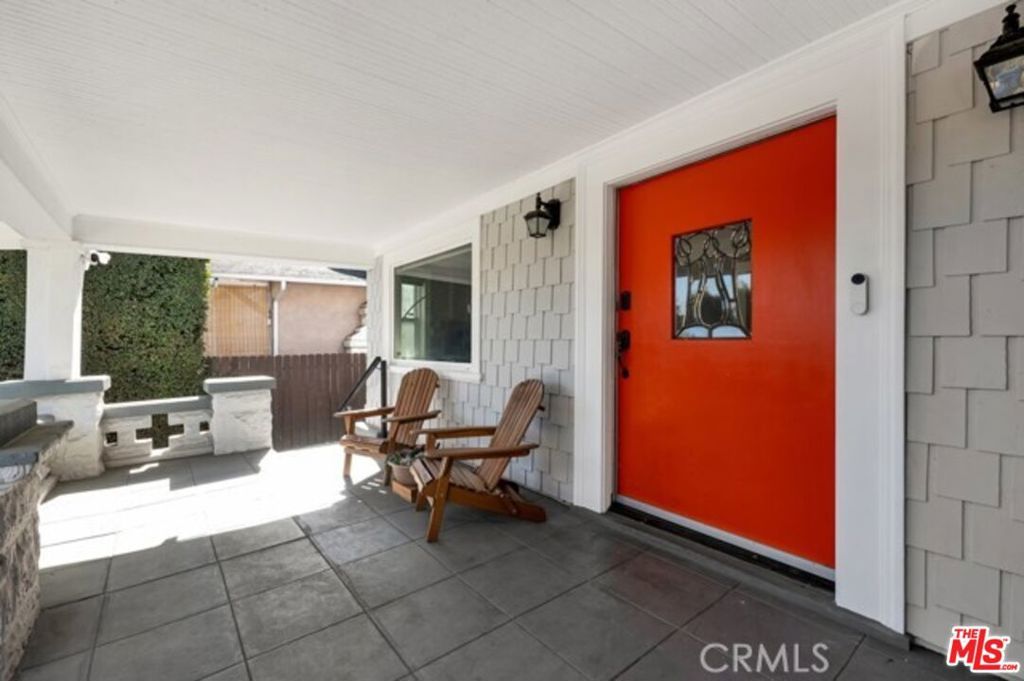 Photo of 119 S Hobart Boulevard, Los Angeles, CA 90004 (MLS # 26666521)