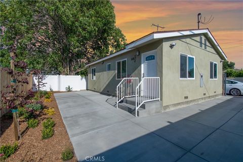 Photo of 64 1/2 1st St, Moorpark, CA 93021 (MLS # SR26039777)