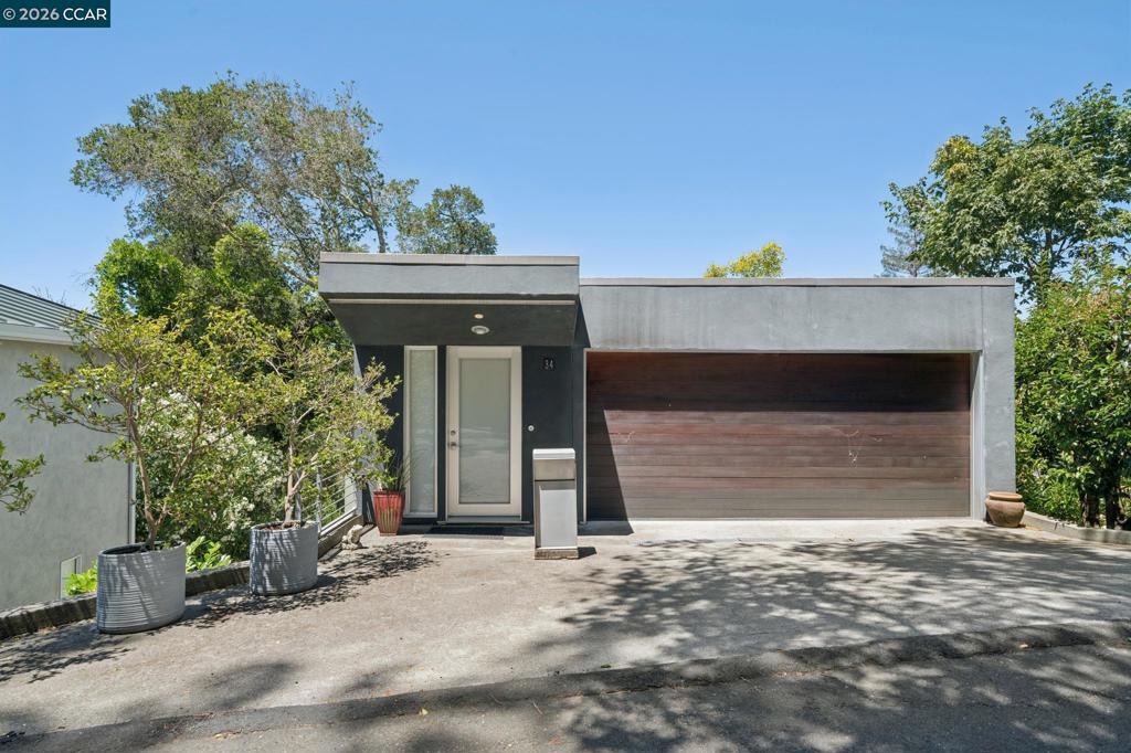 34 Underhill Rd RD