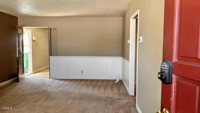 1222 W AVENUE J15