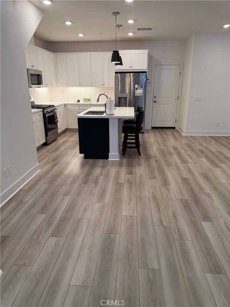 Properties 3930 Lavine Way 103