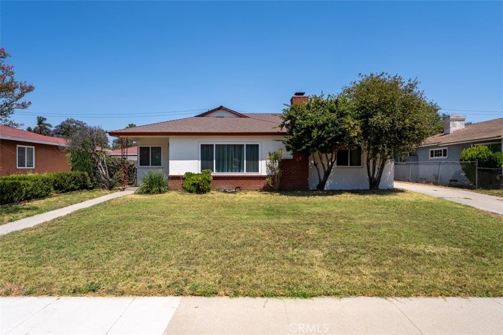 952 Casa Hermosa