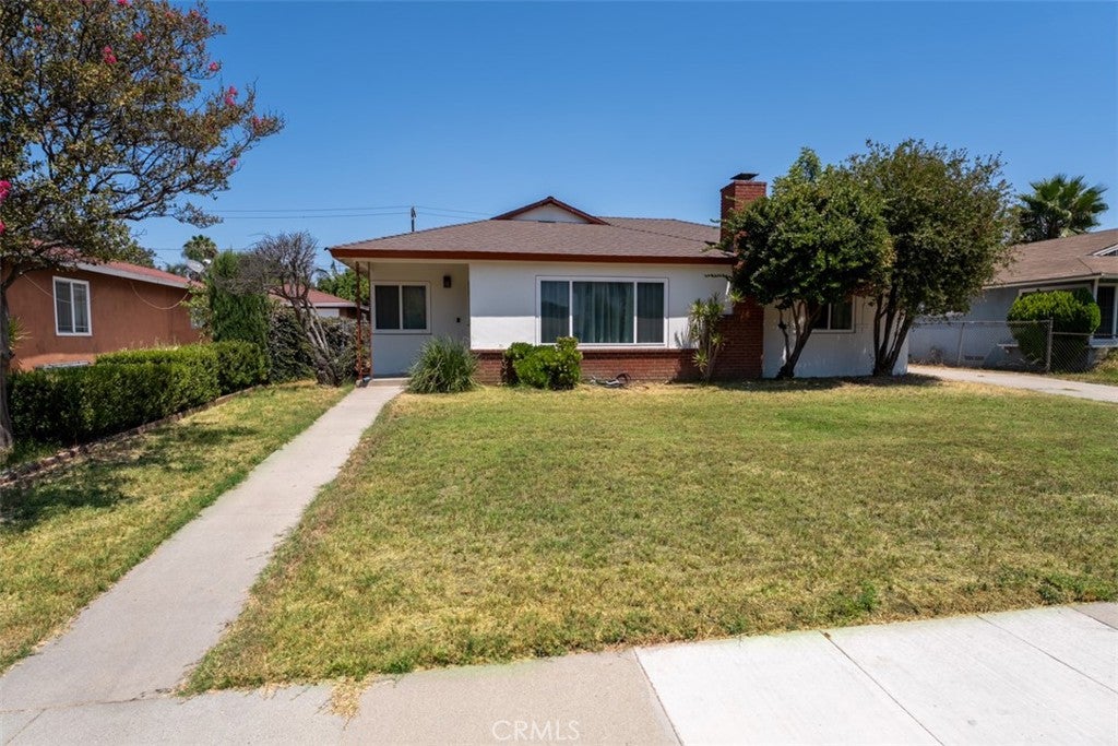 952 Casa Hermosa