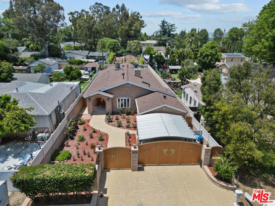 6015 Topeka Drive