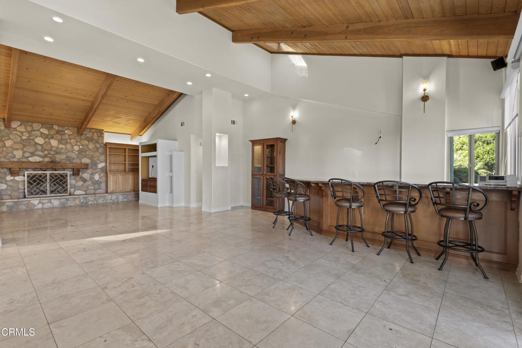 590 Alosta Drive