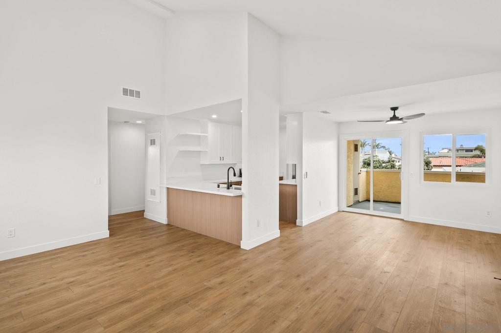 152 Evergreen Ave. 4