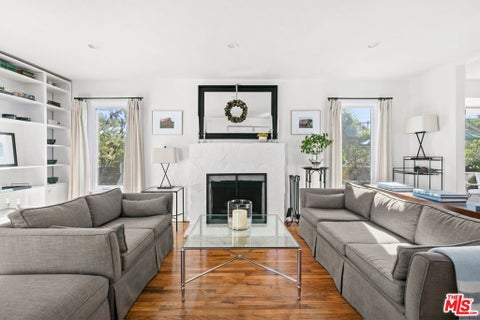 Photo of 2430 30th Street, Santa Monica, CA 90405 (MLS # 26996735)
