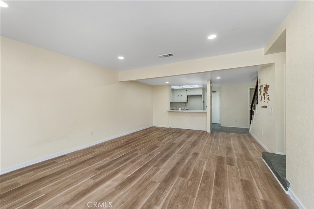 2321 S Magnolia Avenue 6E