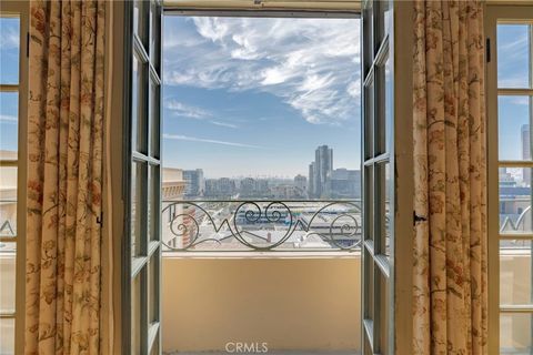 Photo of 315 W 3rd Street #410, Long Beach, CA 90802 (MLS # RS26058621)