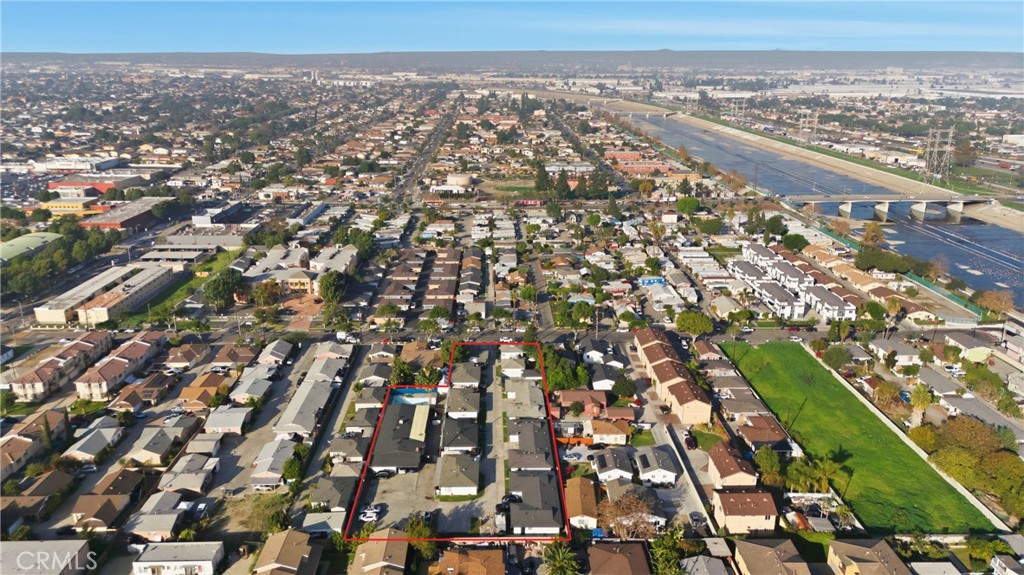 5222 Live Oak
