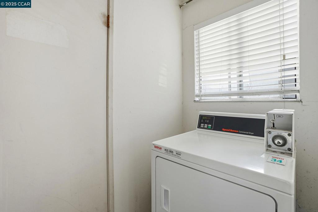 DEL RIO COURT - Residential