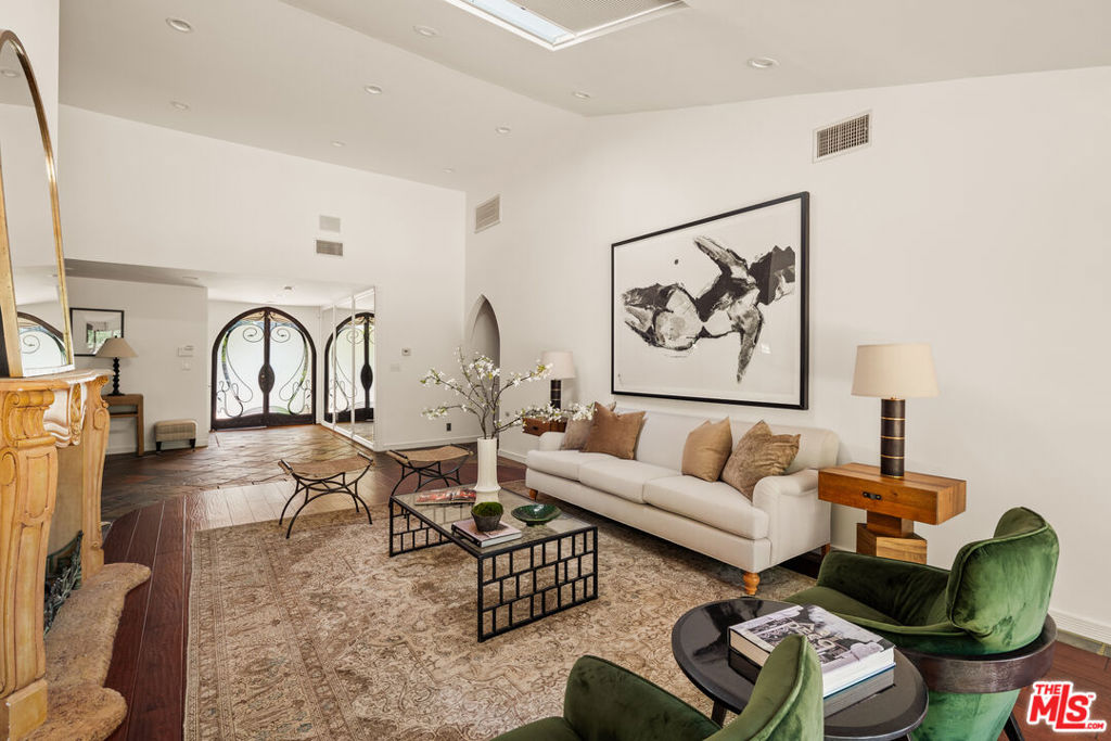 11411 Dona Lola Drive