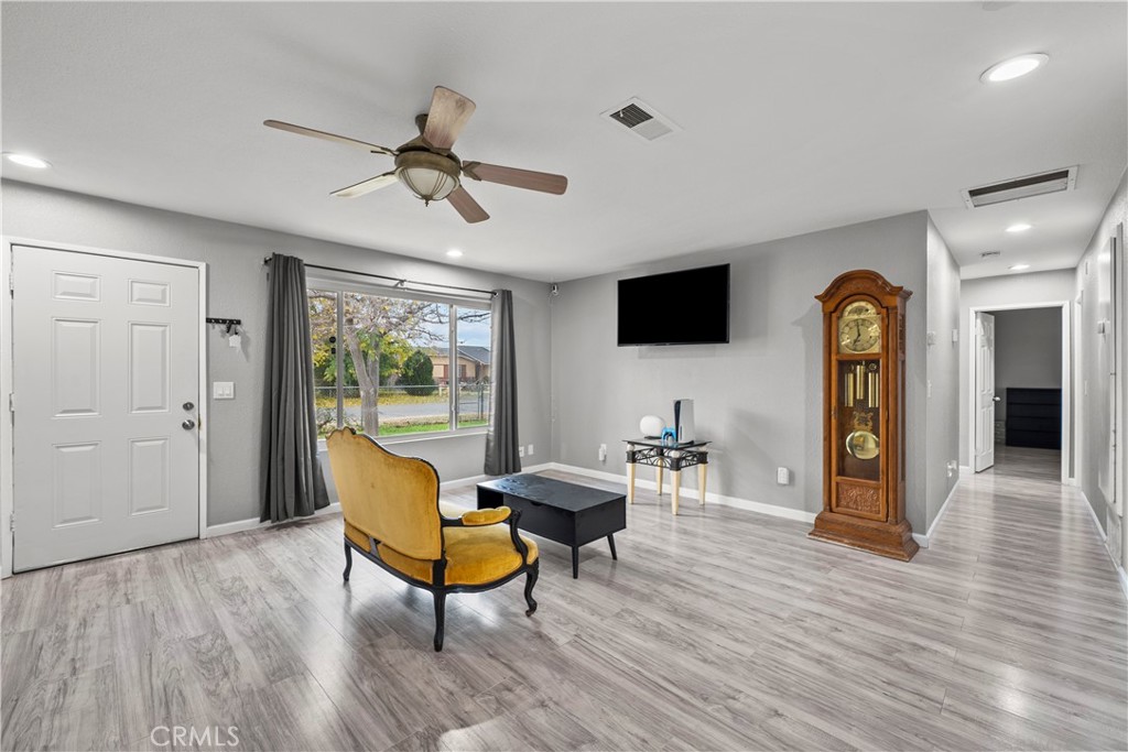 40258 168th Street E