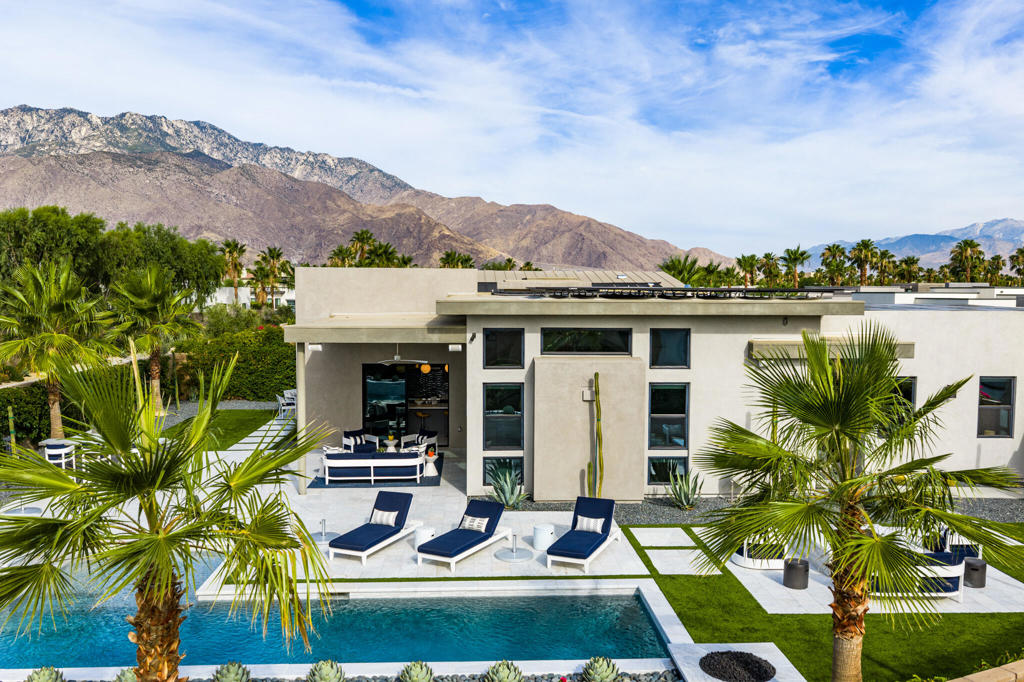 4512 Alcala Way
