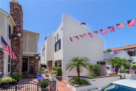 Photo of 313 Diamond Ave, Newport Beach, CA 92662 (MLS # NP26081437)